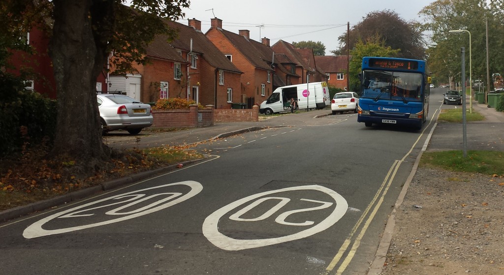 20 mph roundels in Stanmore
